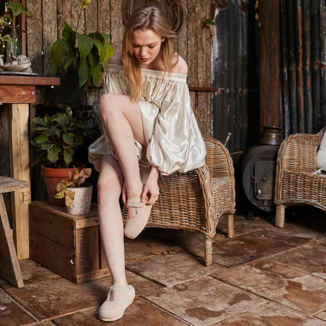 Mary Jane cow suede sheepskin shoes OB 970 in Chestnut