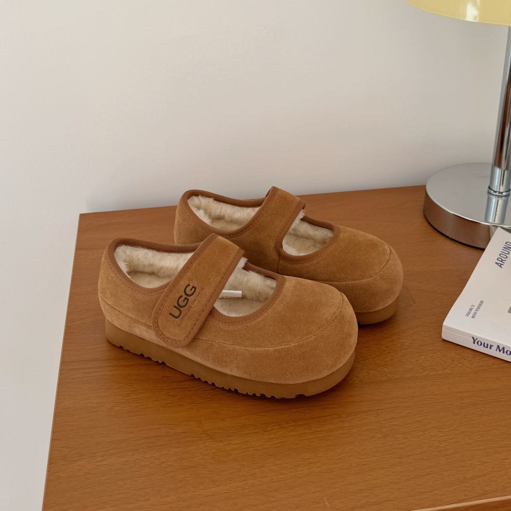 Front three-quarter view of Millie kids Mary Jane slippers AS 7037K in Chestnut