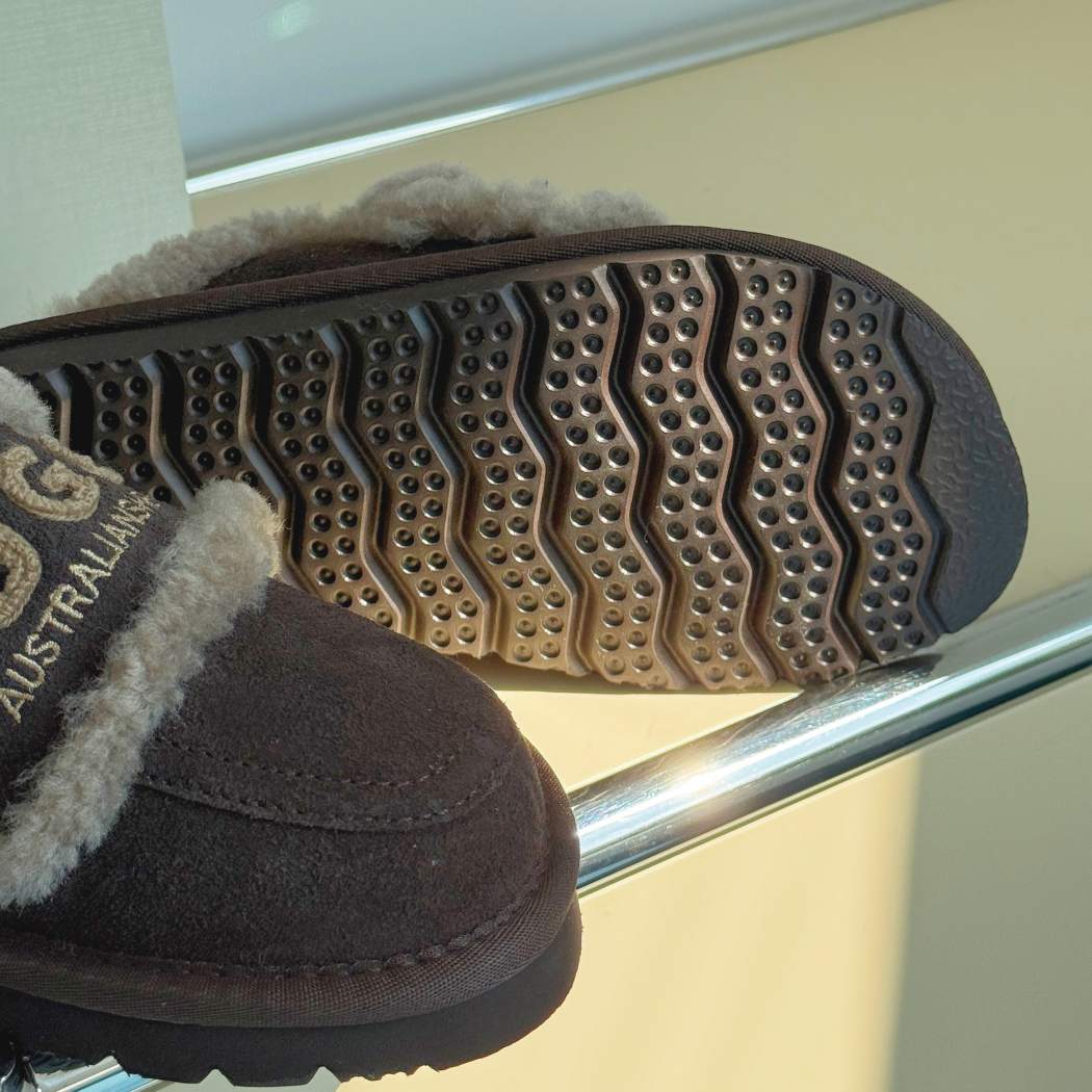 Side profile of Rilee kids sheepskin wool slingback slippers AS 2121K in Chocolate