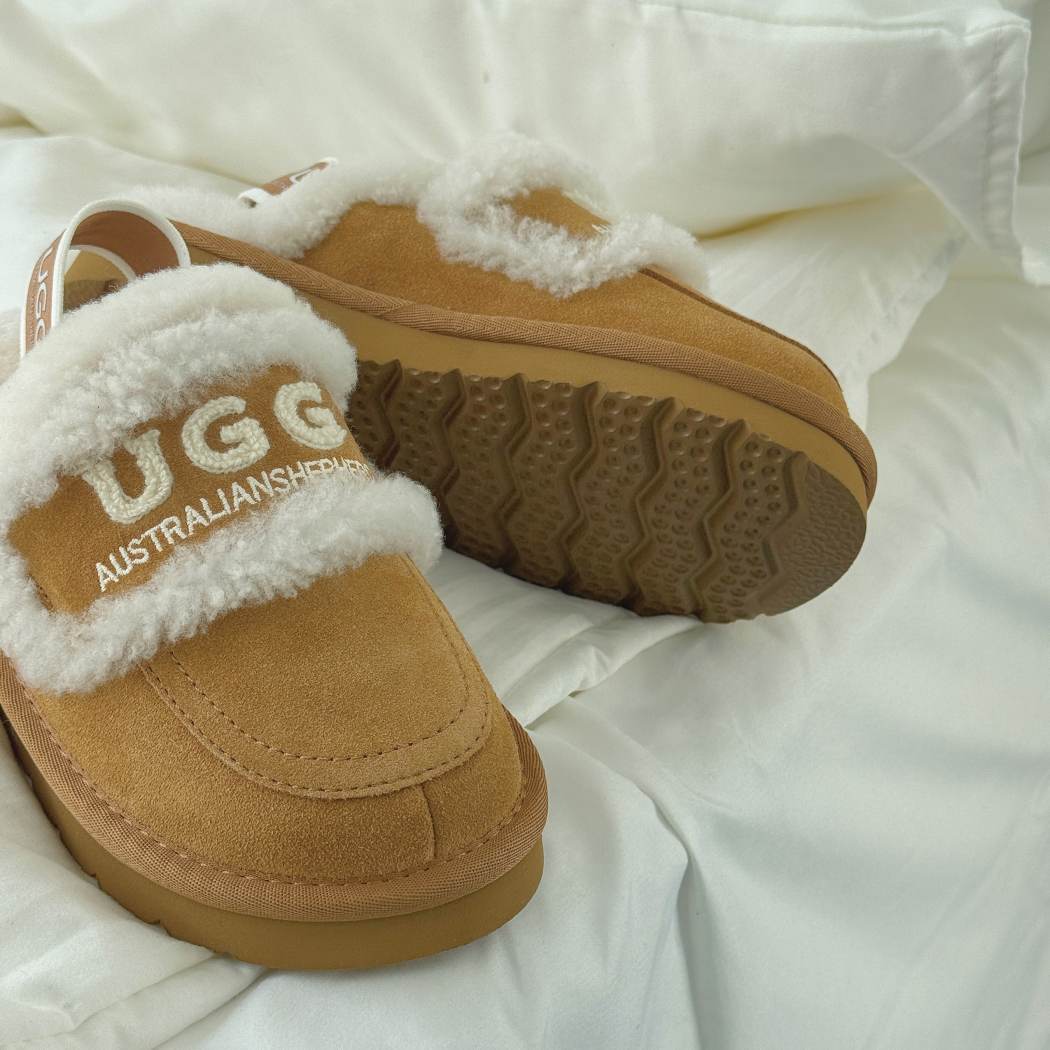 Lightweight EVA outsole detail of Rilee kids slingback slippers AS 2121K