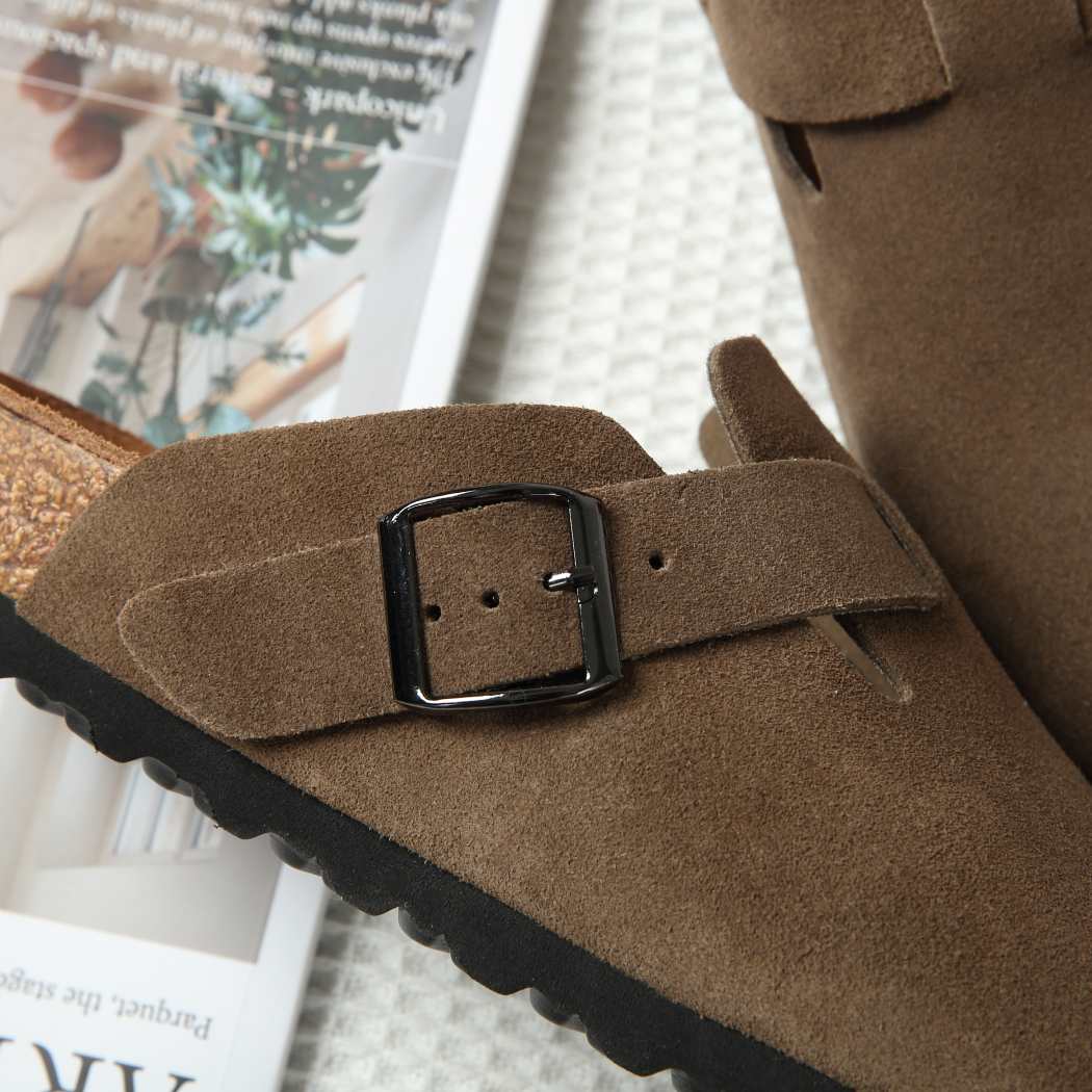 Adjustable buckle detail of Sandra cow suede mule slippers DK 1643
