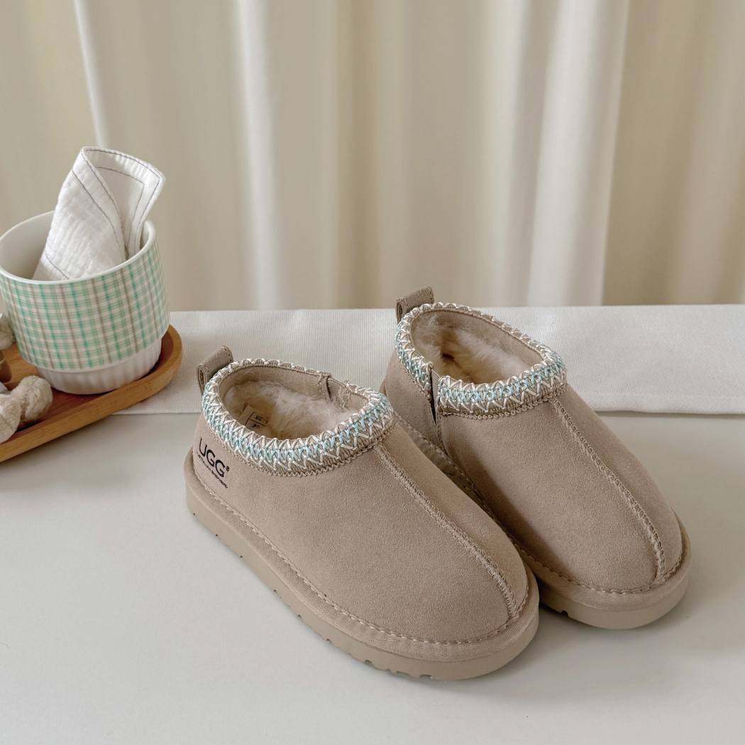 Side profile of Tazzy Tay kids ankle slippers AS 2119K in Sand Aqua