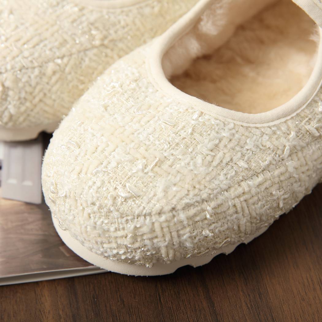 Tweed upper detail of Mary Jane sheepskin wool moccasins DK 242
