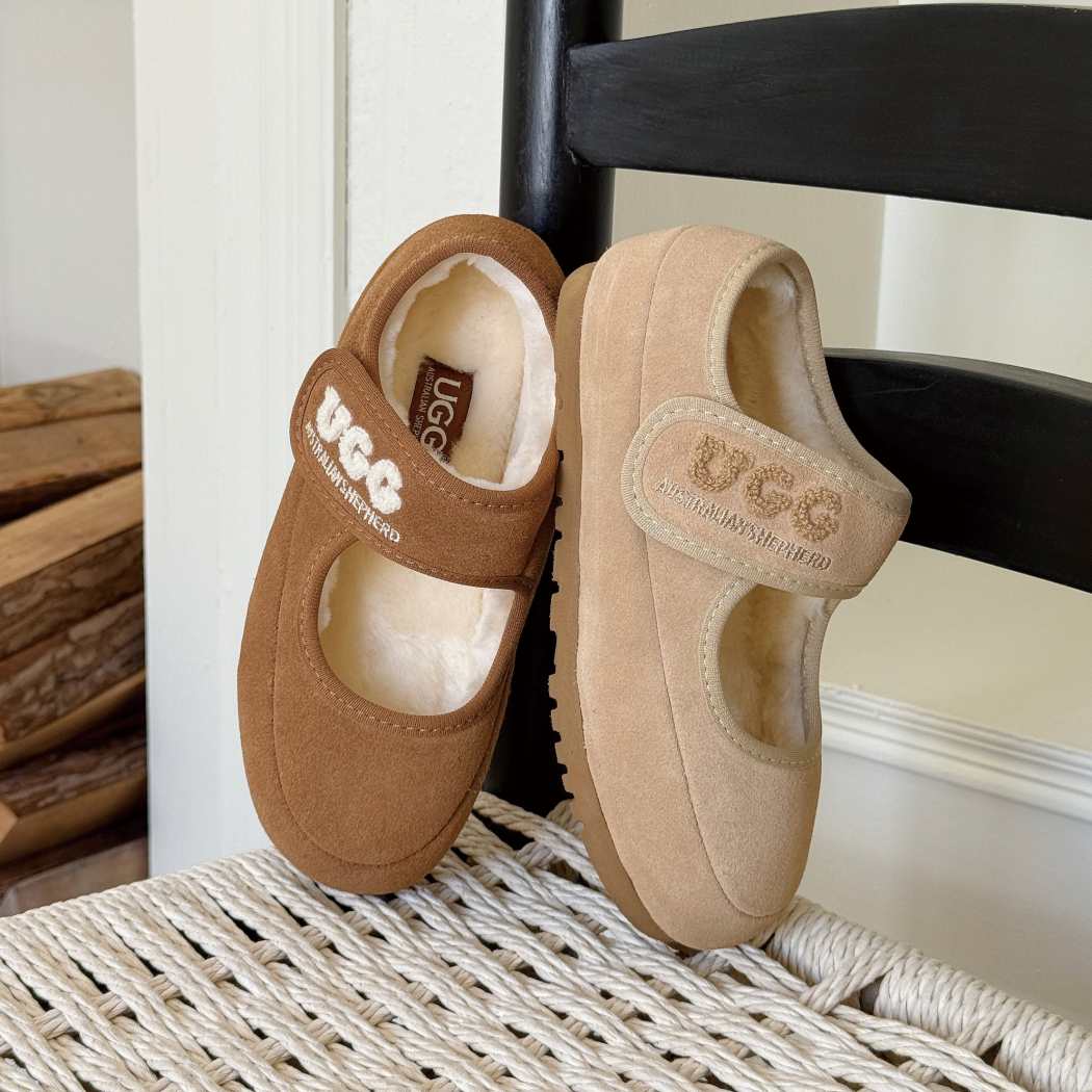 Side profile of Velvi kids sheepskin wool Mary Jane slippers AS 7025K