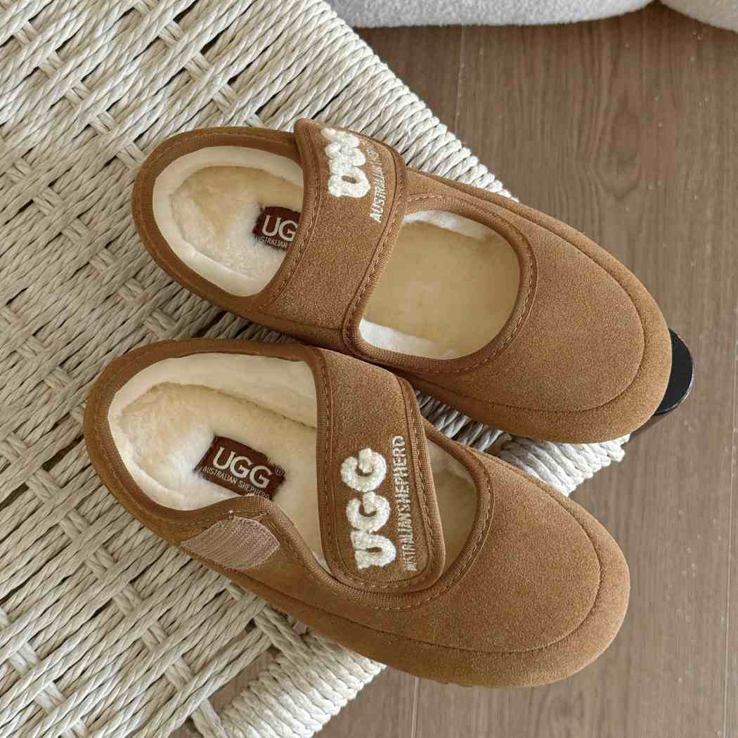 Top view pair of Velvi kids Mary Jane slippers AS 7025K